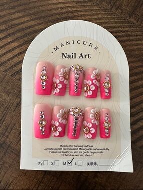 Matte Pink Ombre 3D Floral Rhinestone Press-On Nails